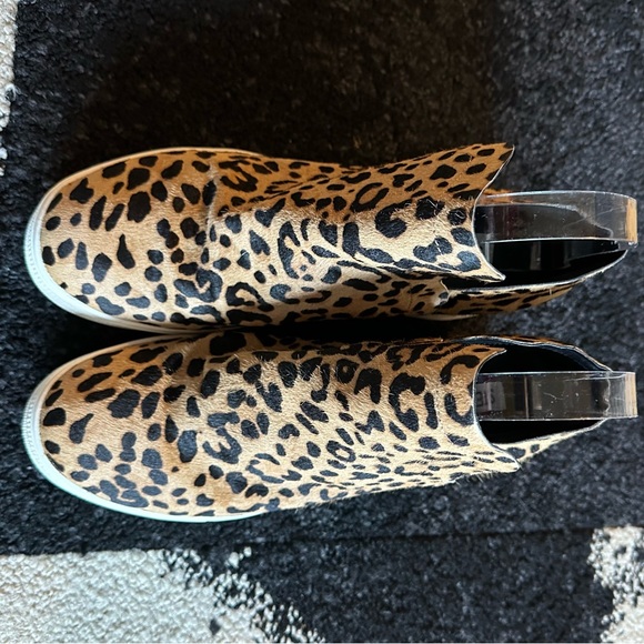 *LIKE NEW* STEVE MADDEN Wrangle Platform Wedge Sneaker Cheetah Print Cow Hair —8 - Picture 14 of 16